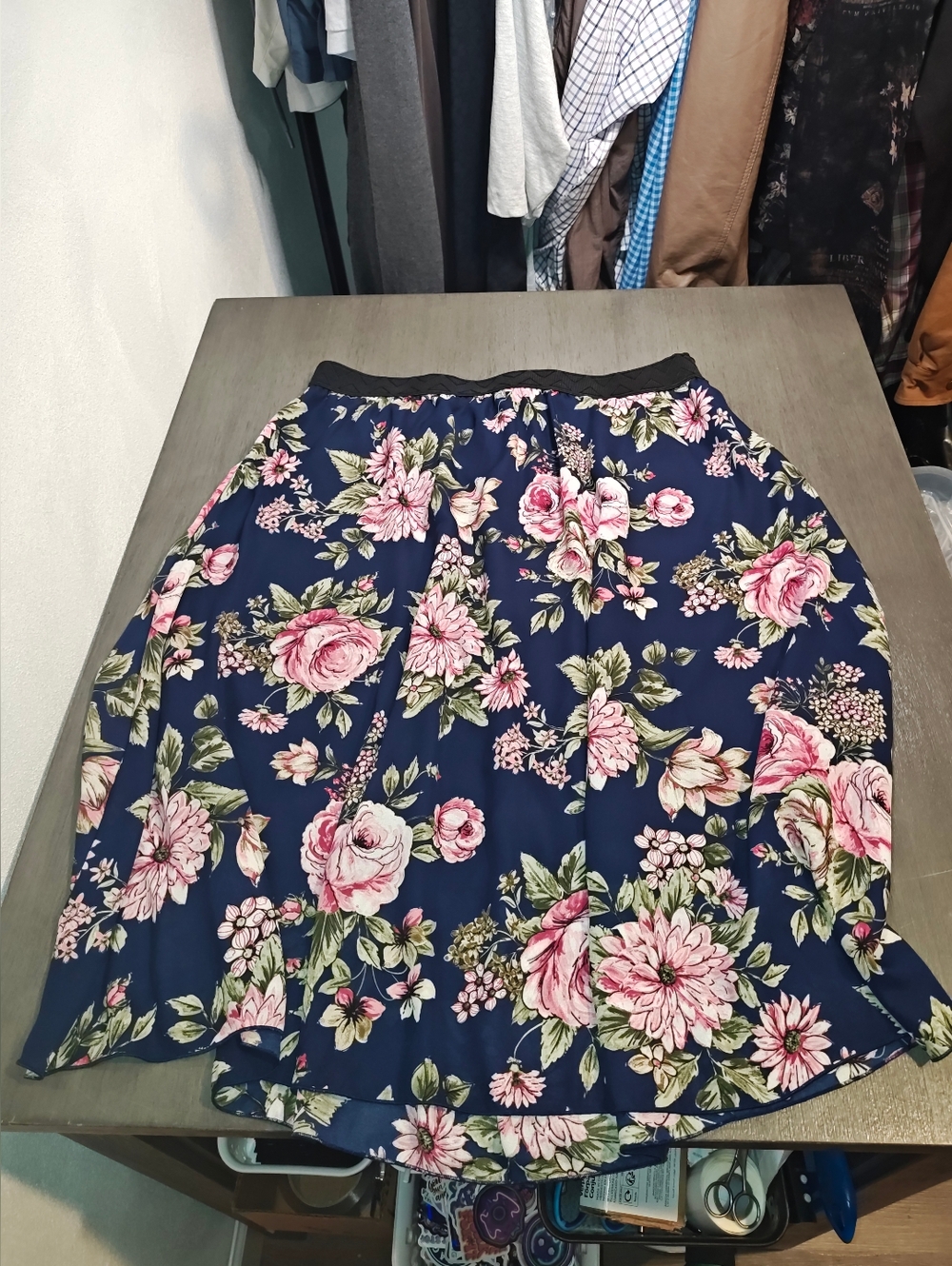 Lularoe Woman's Midi Flowy Skirt With Compressed Band On Waist, Blue With...